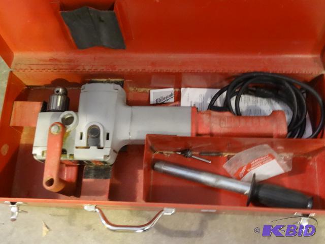 lot 1 image: Milwaukee Extended Reach Hole Hawg, 12. 1678...