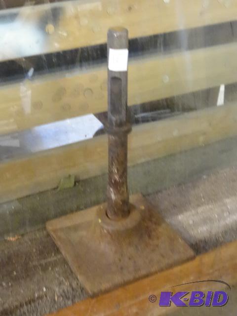lot 12 image: Jack Hammer Bit Tamper...