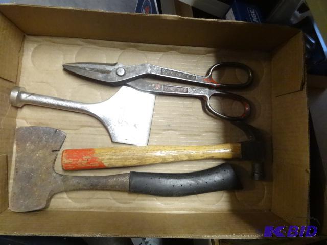 lot 164 image: Hand Axe, Claw Hammer, Tin Snip. Chisel...