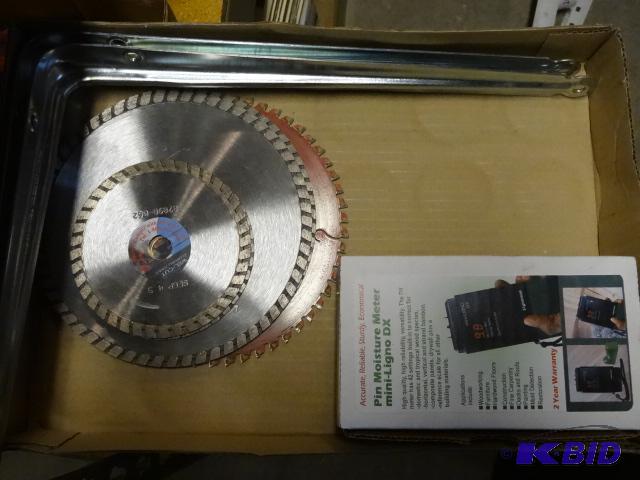 lot 251 image: Pin Moisture Meter. Mini Light DX, Diamond Ti...