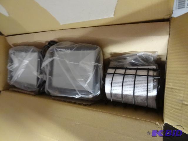 lot 287 image: Regent Halogen Work Light, TAS1000 New In Box...