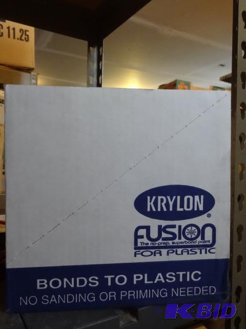 lot 80 image: Krylon Spray Paint for Plastic. Gloss Black. ...