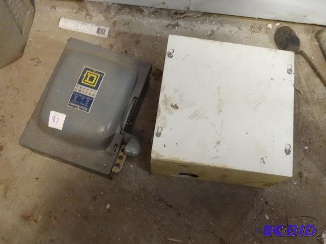 lot 87 image: Square d Safety Switch, Metal Electrical Junc...