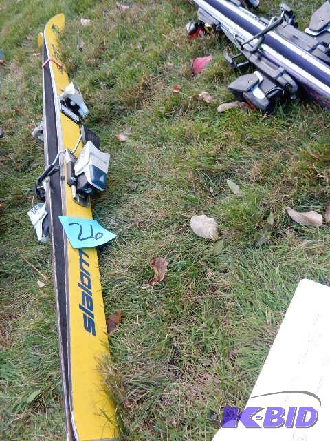 Downhill skiis HART SLalom.. Salomon B347 bi...