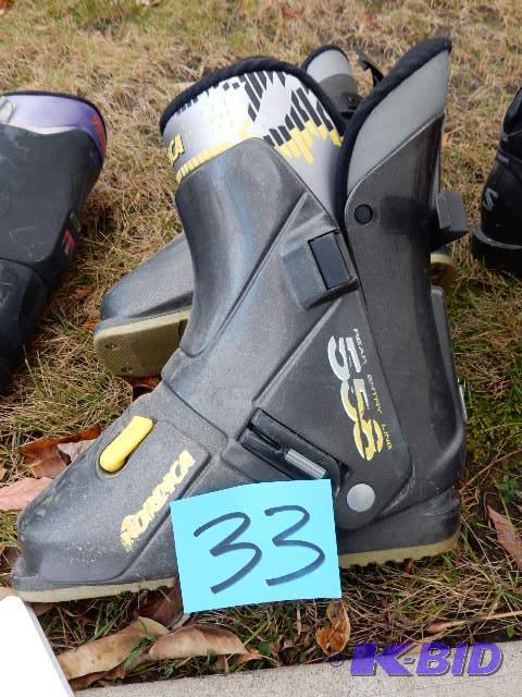 Ski boots NORDICA 558 boot.. 270 - 275.. Not...