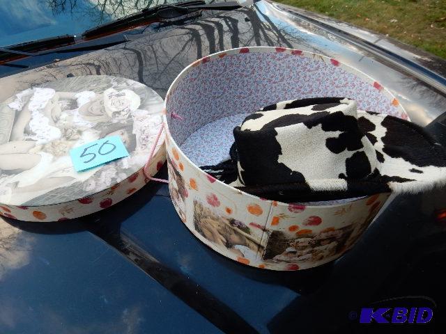 HOLSTEIN Cow hide Cowboy Hat.. Small size. Ni...