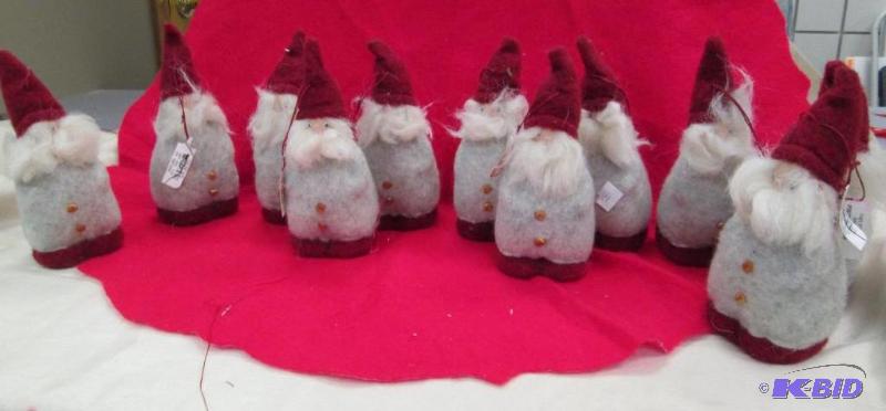 Qty 11 Santa ornaments...