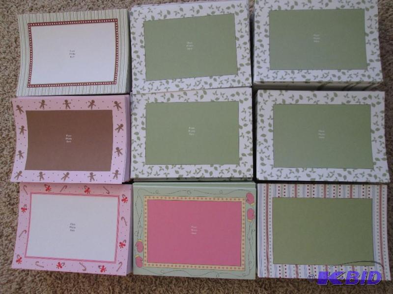 Lot of approximately 900 photo greeting card ...