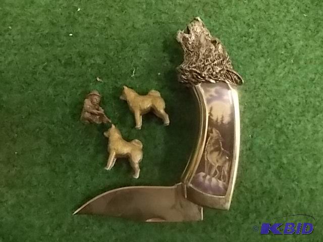 Franklin Mint Folding Knife &amp 3 Figurines...