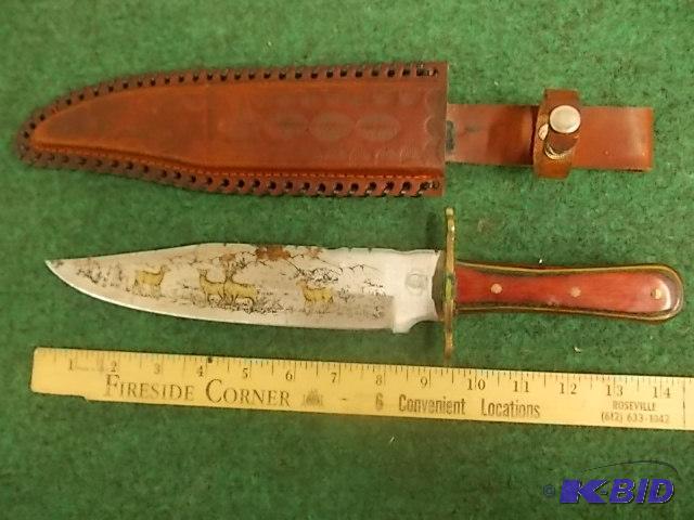 Large Hunting Knife with Sheath...