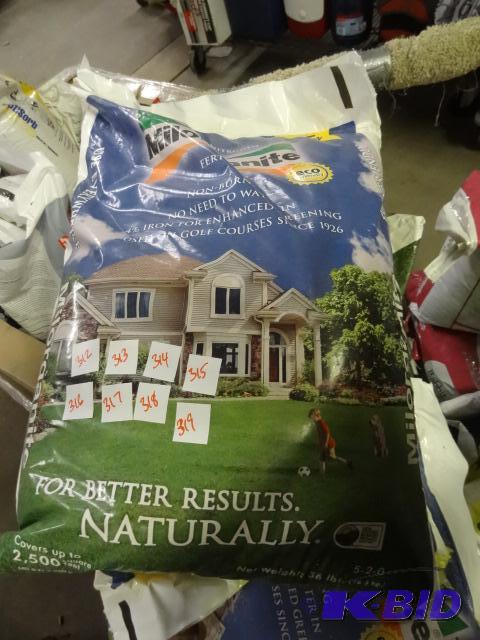 Newbag of milorganite organic nitrogen fertil...