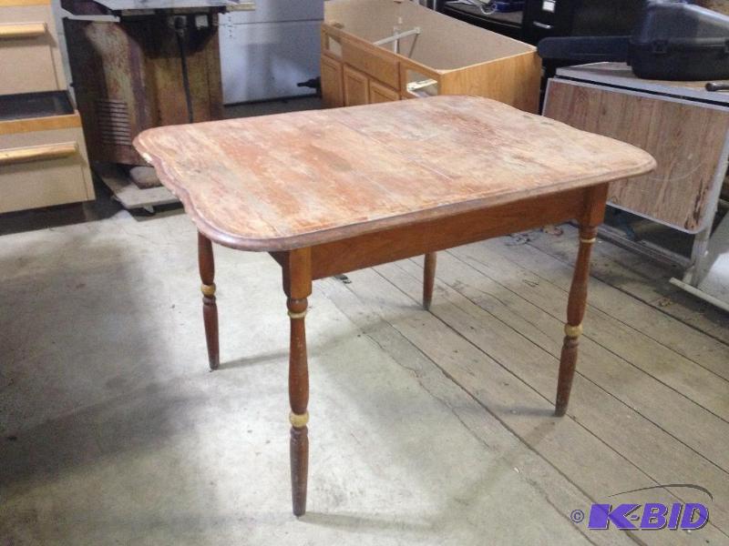Mid Century Dining Room Table  Good Quality, ...