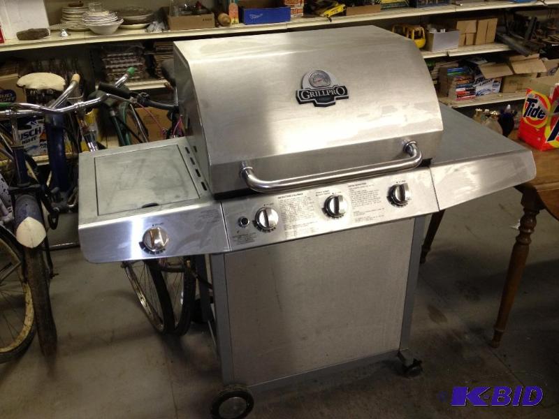 GrillPro Gas Grill