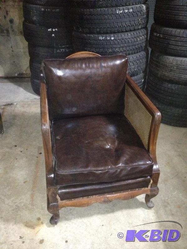Vintage Leather Chair&nbsp...