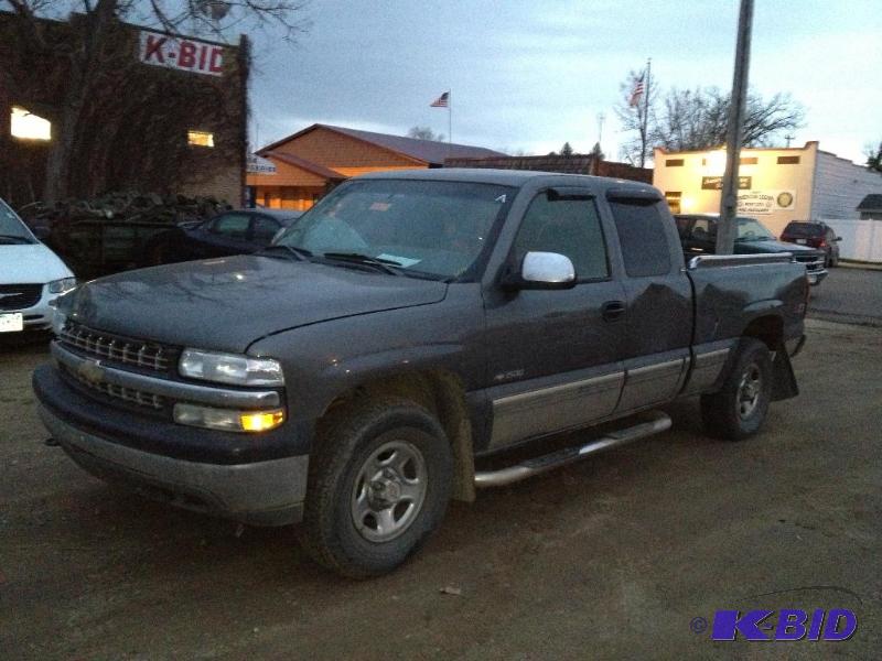 2002 Chevrolet Silverado 4 Door Extended Cab 4x4