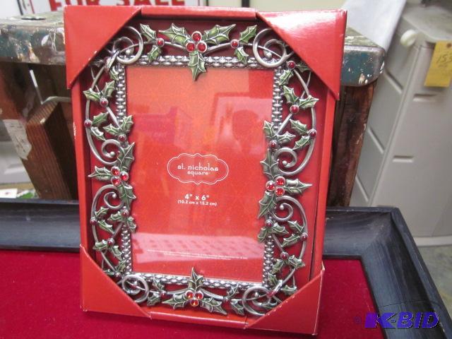 Decorative metal and enamel Christmas frame, ...