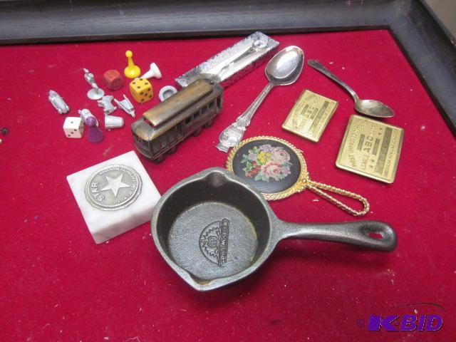 Lot of miscellaneous items, including small c...