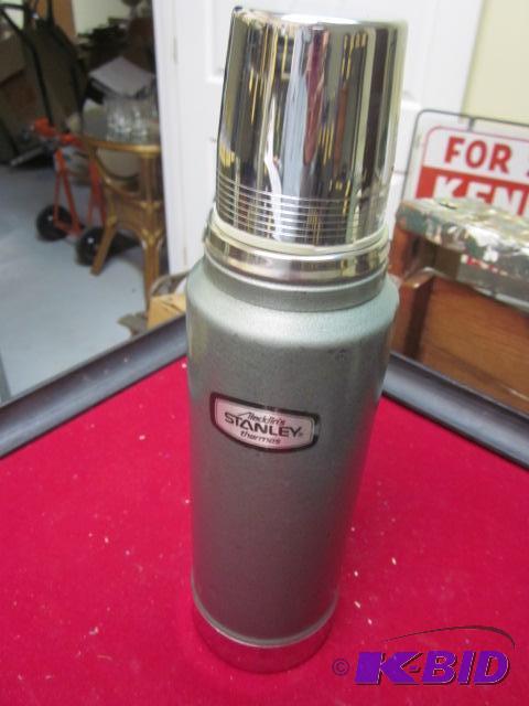 Vintage Stanley Thermos is excellent conditio...