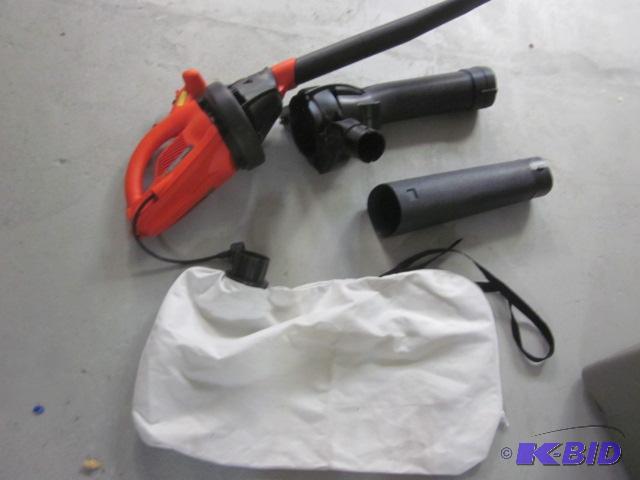 New electric Black &amp Decker leaf blower w...