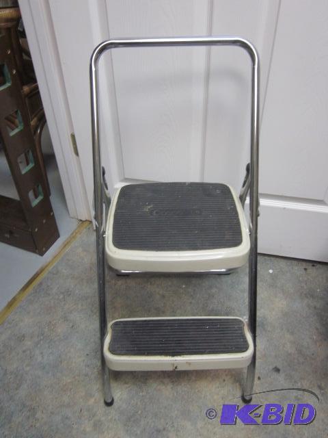 Cosco step ladder.&nbsp  &nbsp  &nbsp...