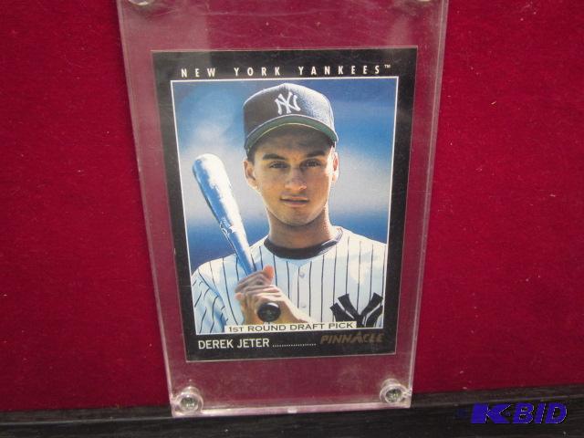 1993 Pinnacle Derek Jeter Rookie card in Mint...