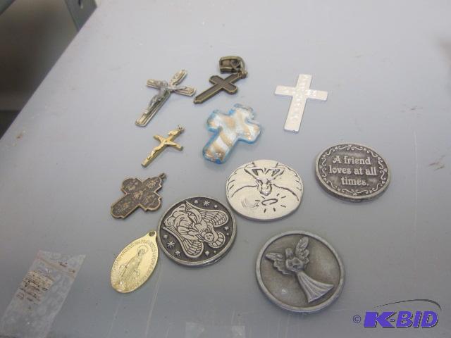 Lot of religious items, including gold filled...