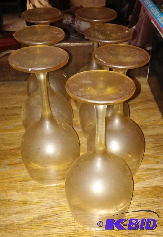 Large lot of wine goblets...