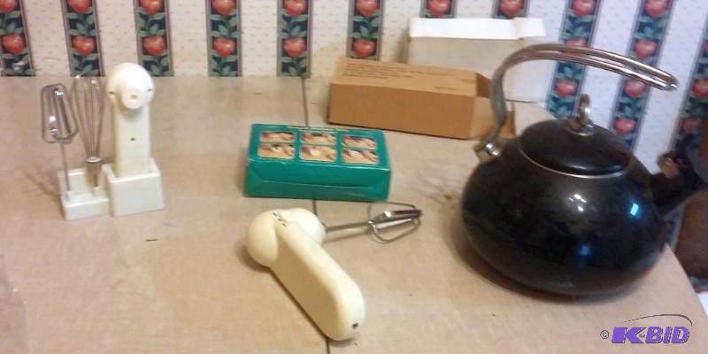 Kitchenware, hand mixers, tea pot, more...