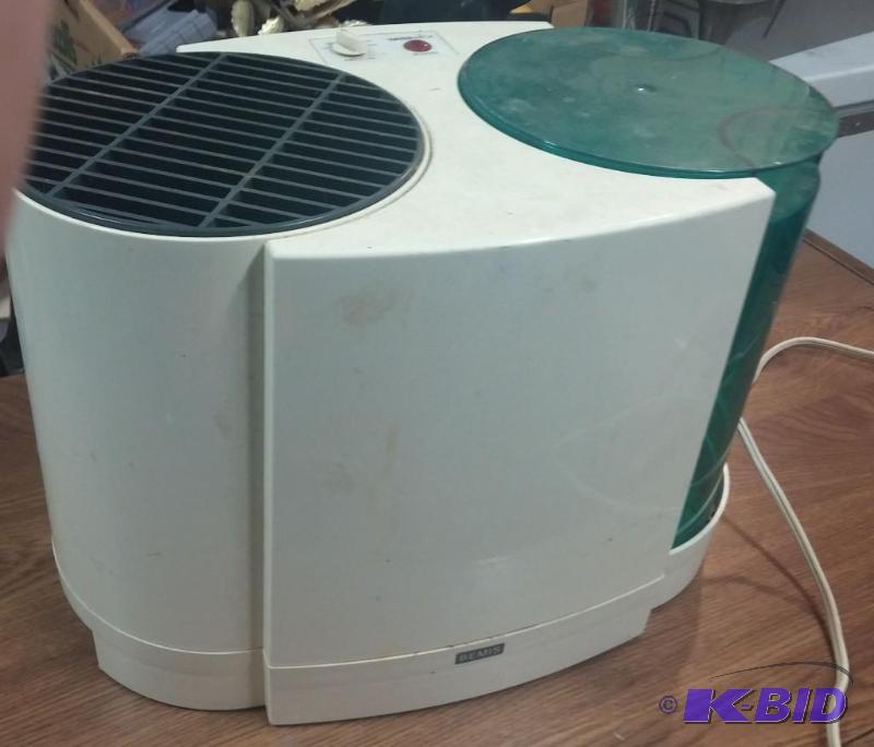 lot 13 image: Waterwick Humidifier...