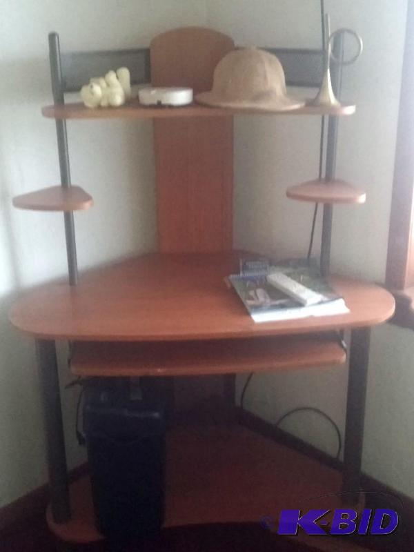 Corner Computer Desk...
