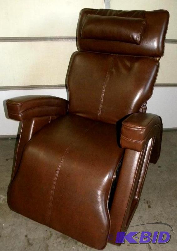 lot 61 image: Power Reclining Massage Chair, metal frame co...