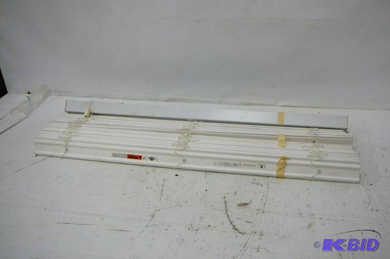 1 36&quot wide x 70&quot long mini blind wh...