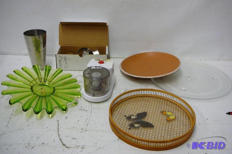 Betty Crocker chopper,serving trays , crumpet...