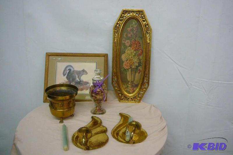 Lot of decorations, popery&nbspholder and 2 ...