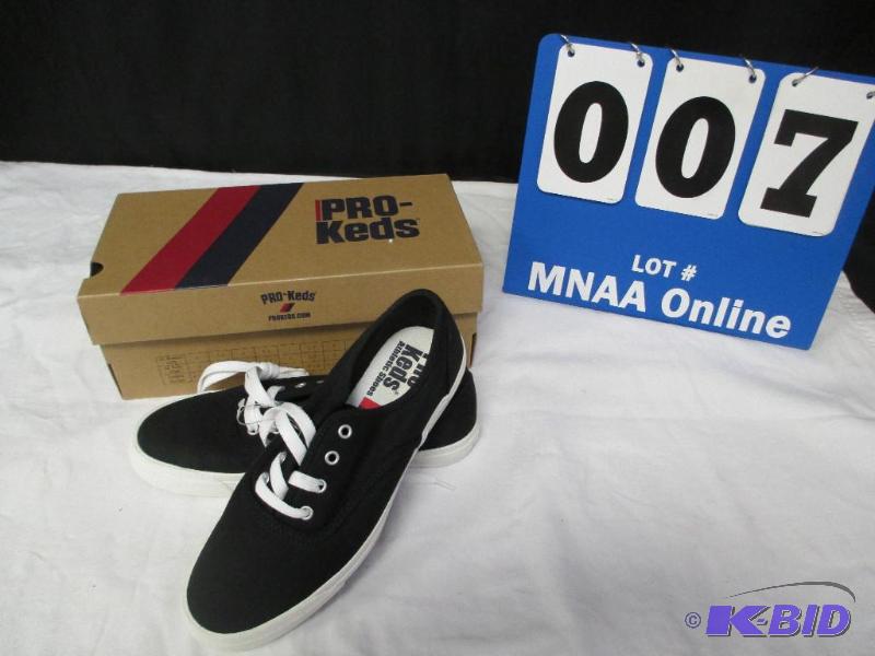 lot 007 image: Pro Keds Shoes