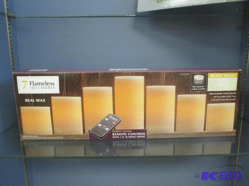 lot 20 image: Flameless LED Candles