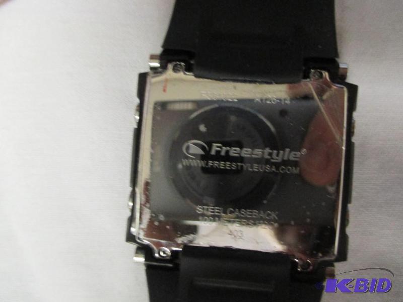 Men's Freestyle Watch | November Store Returns | K-BID Men's Freestyle Watch | November Store Returns | K-BID