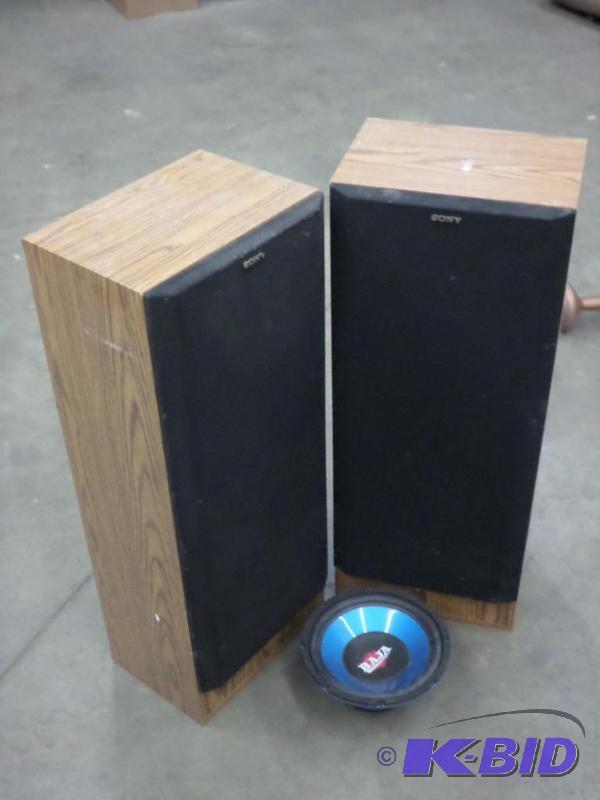 (2) Sony Stereo Speakers &amp (1) Baja Speak...