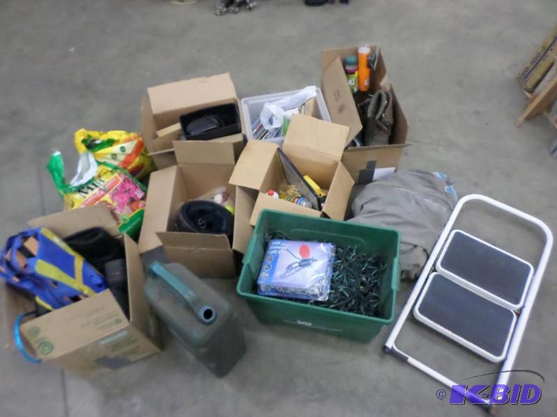 Large Pallet Lot Sporting Goods, Helmets, Bo...