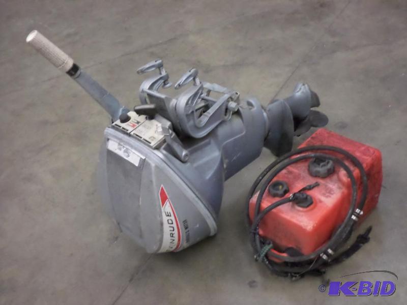 Evinrude Short Shaft 9.5HP Outboard Motor, Ru...