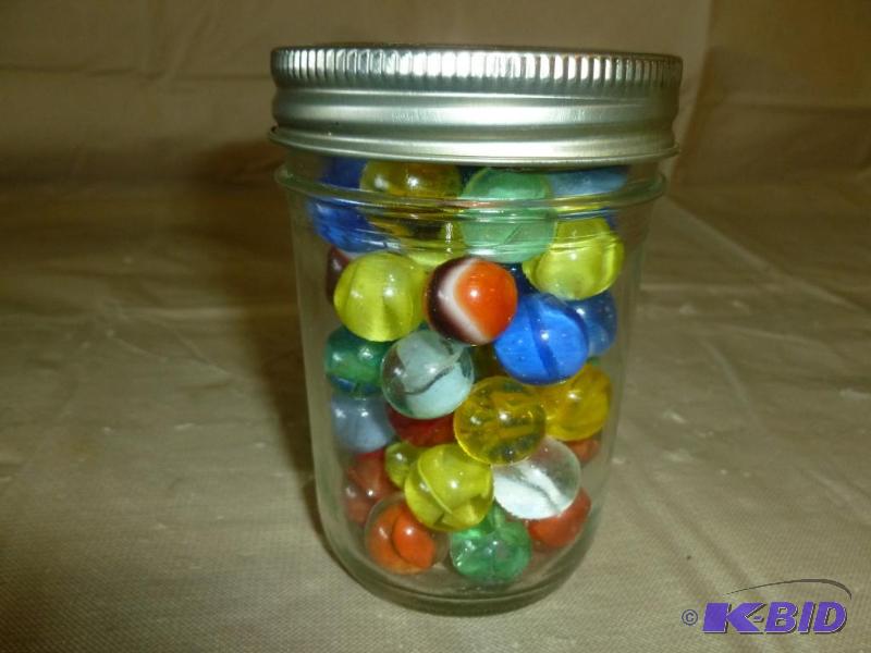 lot 100 image: Nice canning jar of mixed vintage marbles....