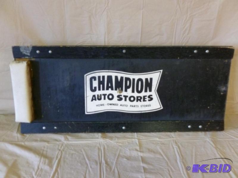 lot 129 image: Champion Auto Stores wooden mechanics creeper...