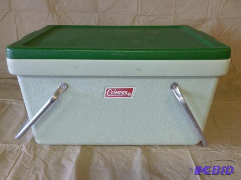 lot 140 image: Large Coleman heavy gage plastic cooler with ...