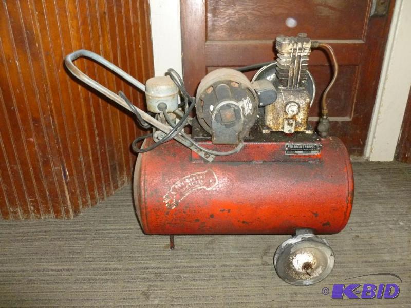 lot 52 image: Large Red Rocket Products&nbspair compressor...
