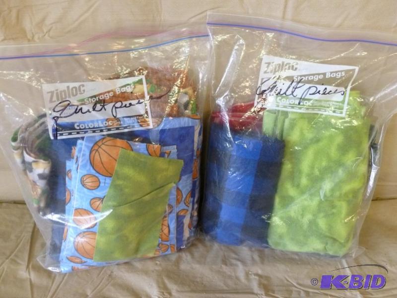 lot 78 image: Lot of two large bags of quilting fabric squa...