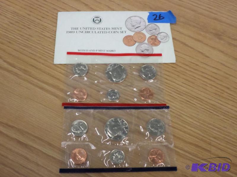 1989 Uncirculated Mint Set...