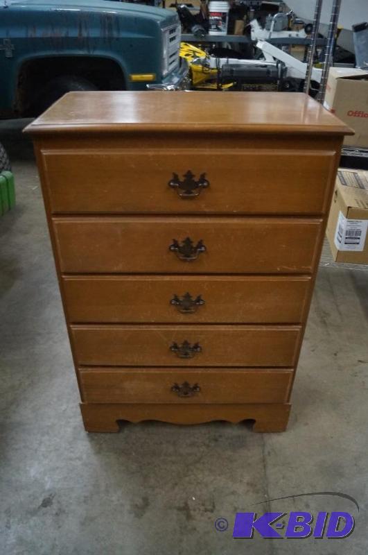 Dresser