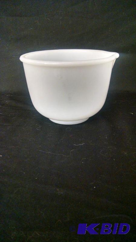 Bowl white glass 6 12&quot...