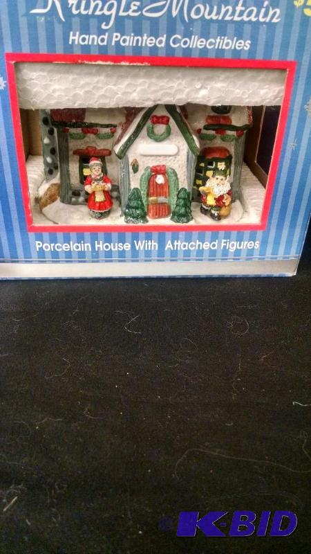 Porcelain house Collectible Kringle mountain...