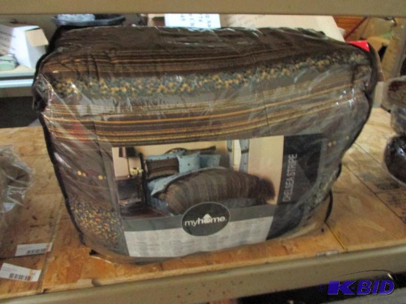 8 pc king comforter set...